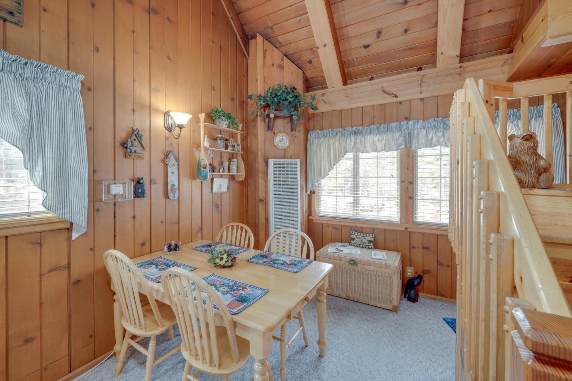 Mountain Tops Ponderosa Getaway Near Dome Rock! Bagian luar foto